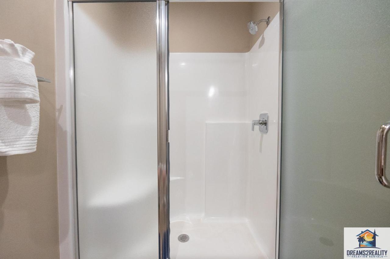 New Build - Walk-in 3br With Arcade Game - Free Attraction Tickets Included -- Fhg-207 *