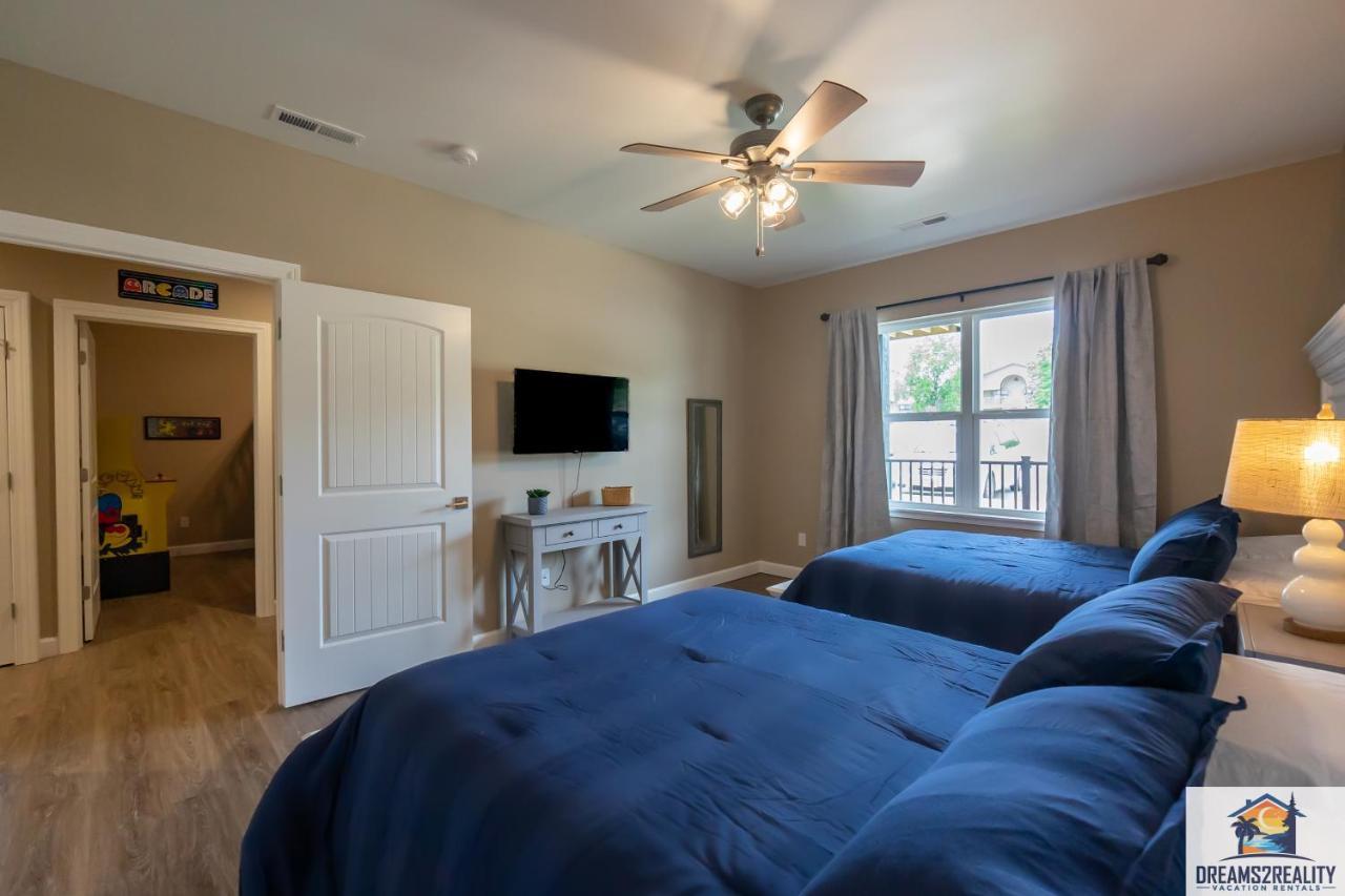 Apartment New Build - Walk-in 3br With Arcade Game - Free Attraction Tickets Included -- Fhg-207 *