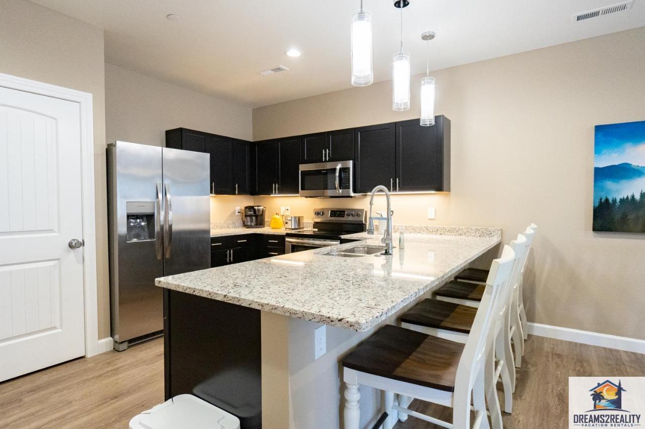 New Build - Walk-in 3br With Arcade Game - Free Attraction Tickets Included -- Fhg-207 *