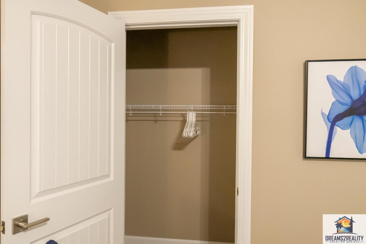 New Build - Walk-in 3br With Arcade Game - Free Attraction Tickets Included -- Fhg-207 *