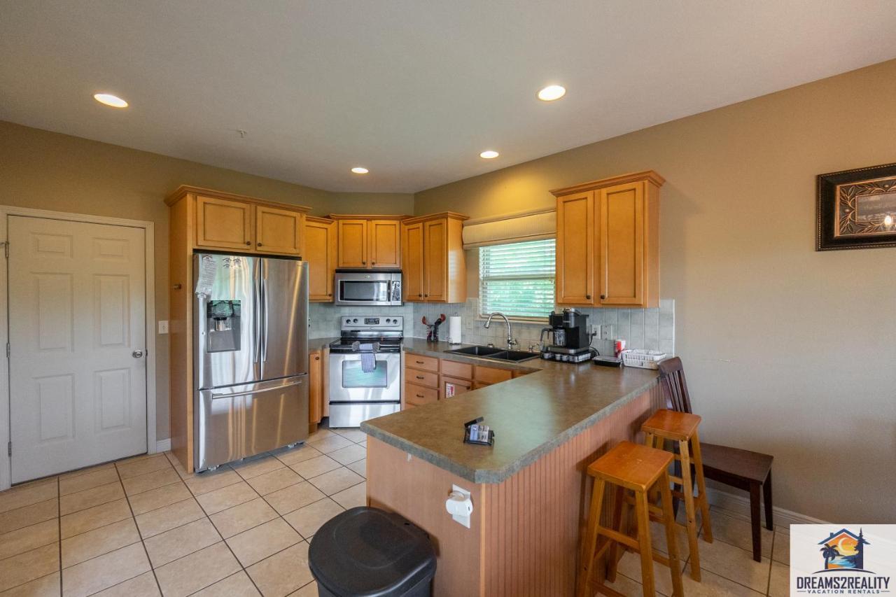 4br Walk-in - Foosball Table - Hot Tub - Fire Pit - Free Tickets Included - Dv166