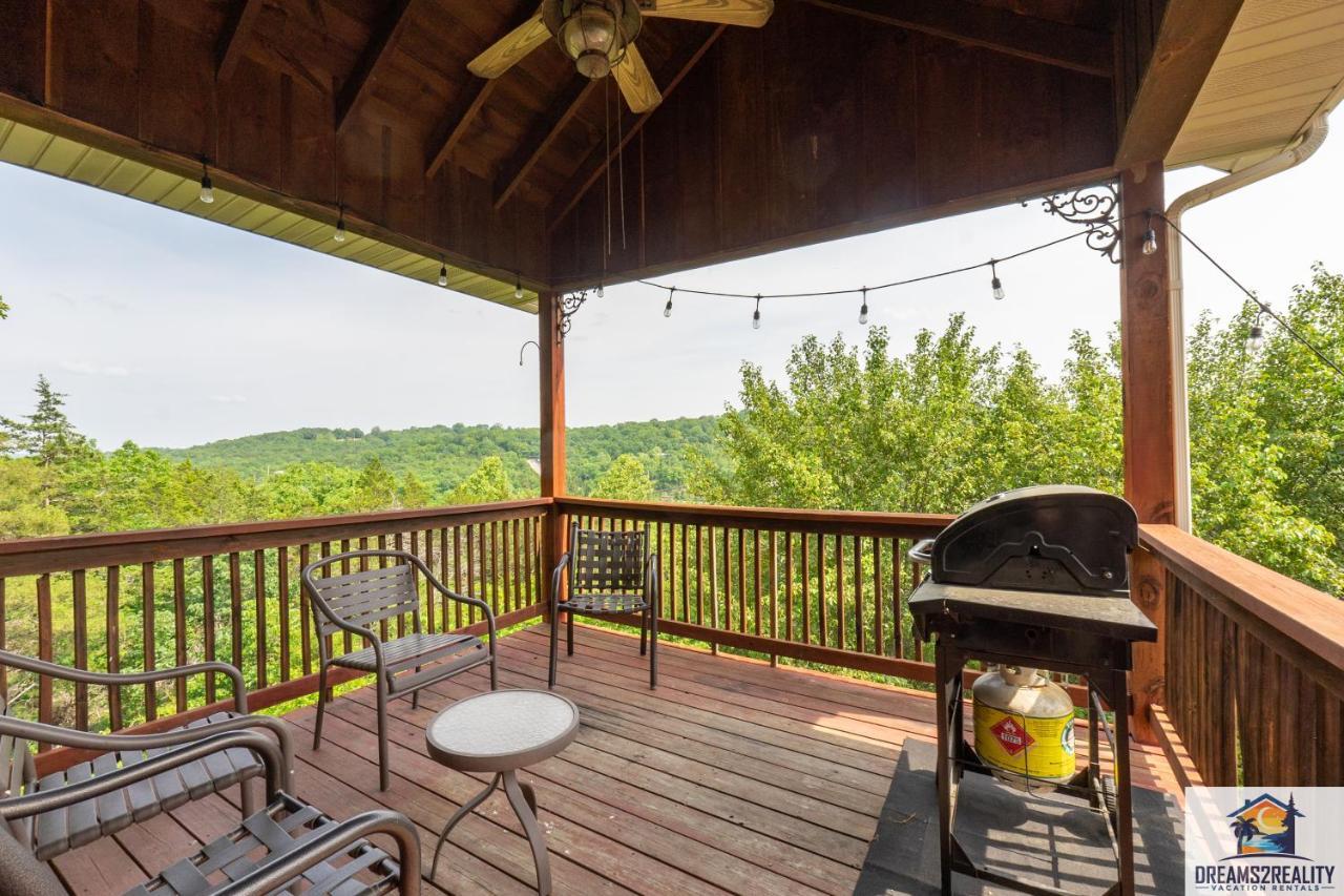 4br Walk-in - Foosball Table - Hot Tub - Fire Pit - Free Tickets Included - Dv166 Apartment