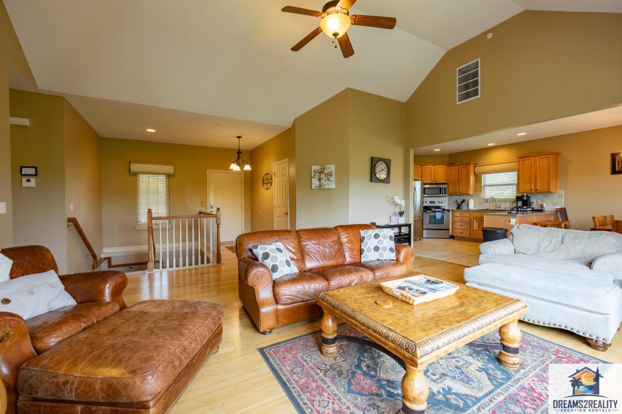 4br Walk-in - Foosball Table - Hot Tub - Fire Pit - Free Tickets Included - Dv166 *