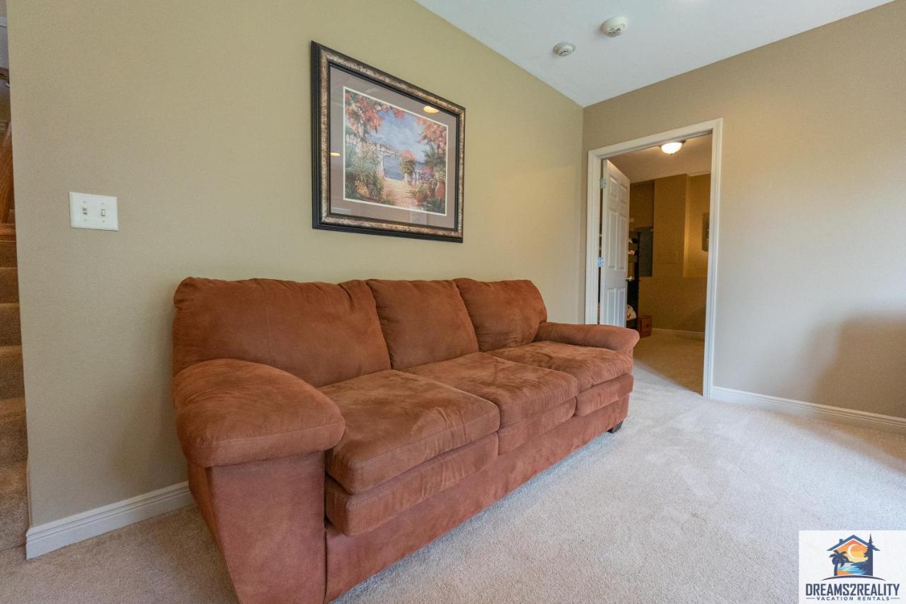 4br Walk-in - Foosball Table - Hot Tub - Fire Pit - Free Tickets Included - Dv166 Apartment Branson