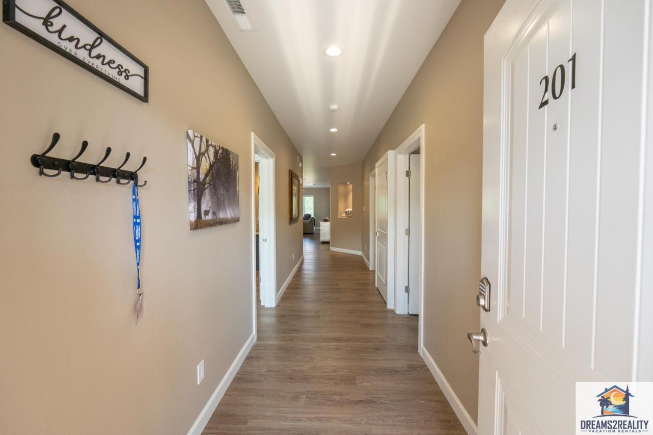 New Build - Walk-in - Amenities - Near 76 Strip - Free Attraction Tickets - Fh-g201 * Branson