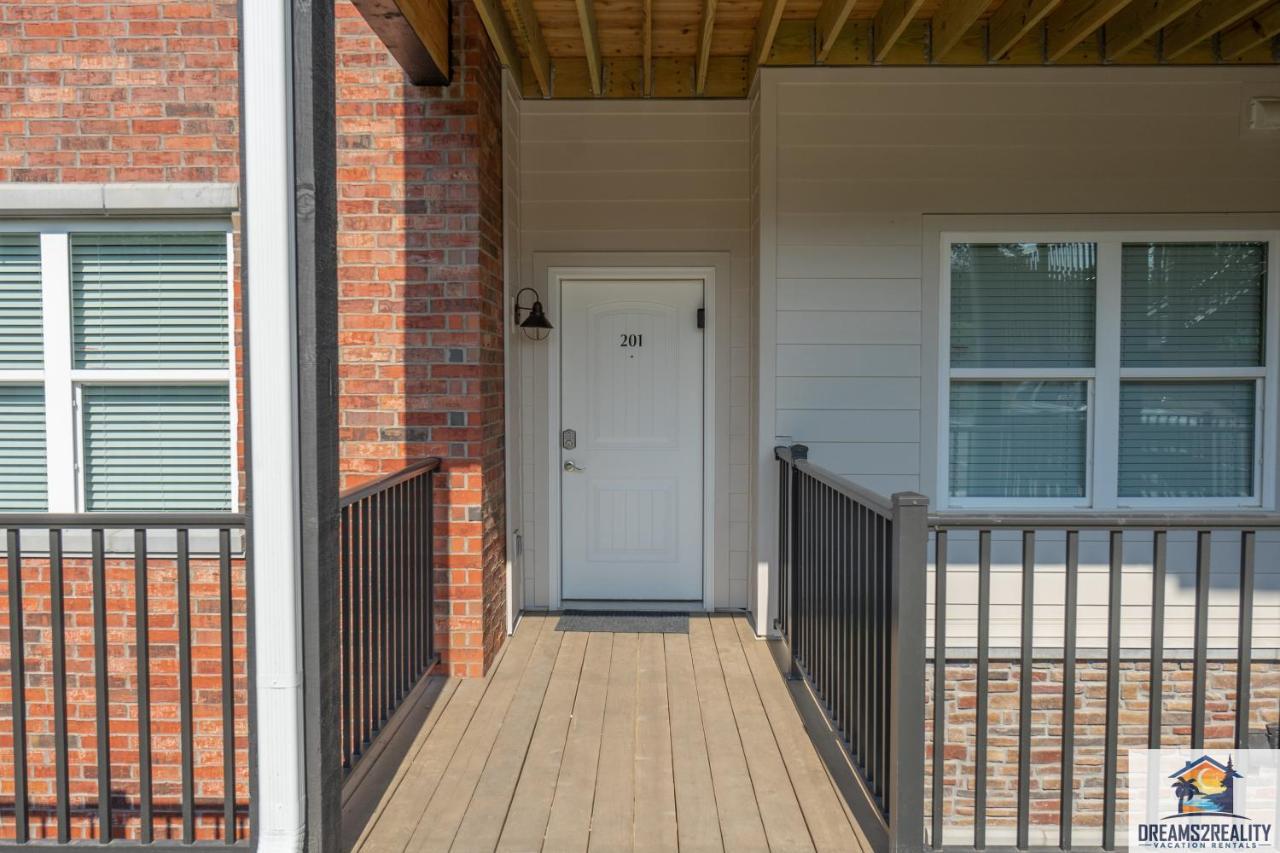 New Build - Walk-in - Amenities - Near 76 Strip - Free Attraction Tickets - Fh-g201 Holiday home *