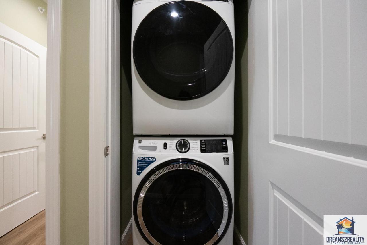 Holiday home New Build - Luxury 3br Walk-in With Amenities - Free Tickets Included - Fhg-107 *