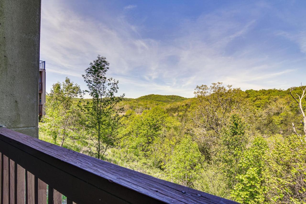 Apartment Escape With Pool Access, Grill And Balcony! *