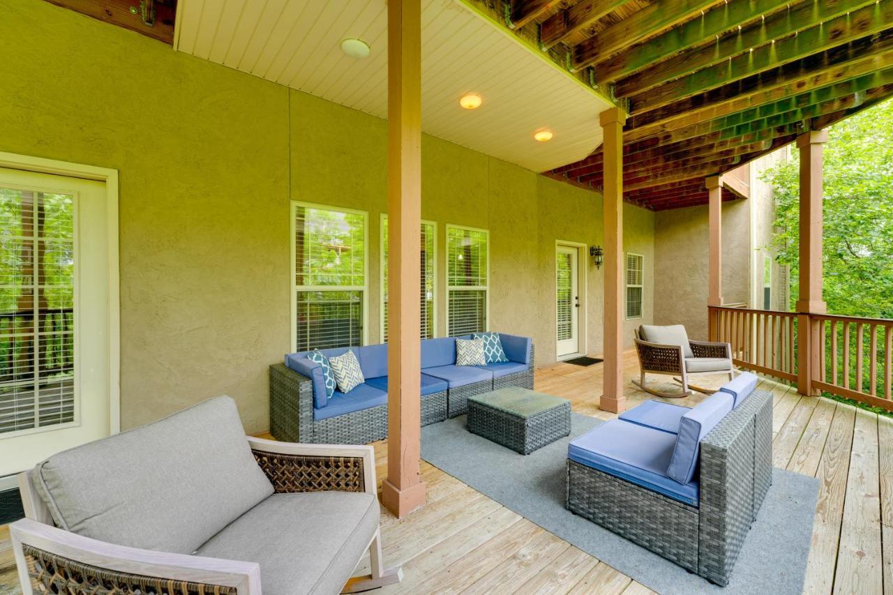 Magnificent Hideaway With Game Room! Holiday home Branson