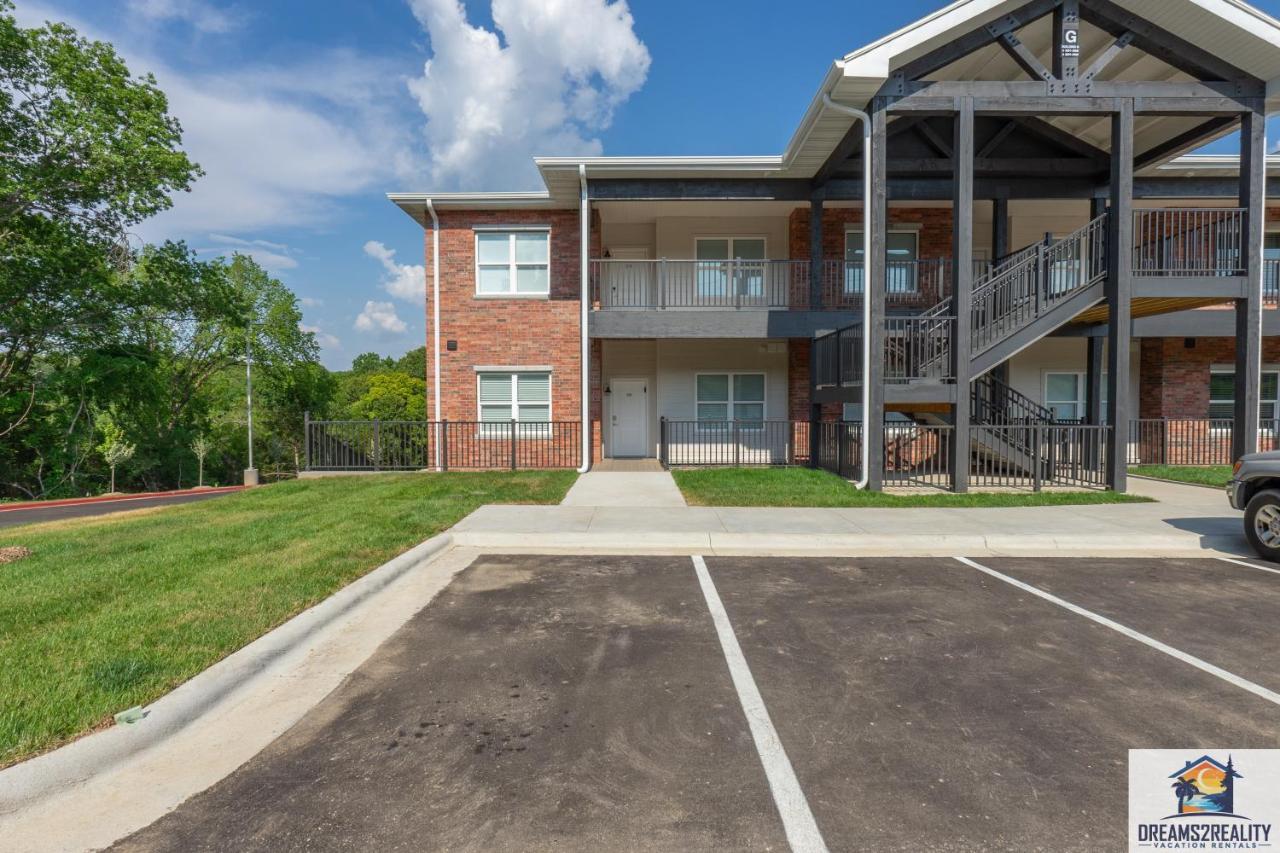 New Build - Walk-in - Amenities - Near 76 Strip - Free Attraction Tickets - Fh-g201 Holiday home *