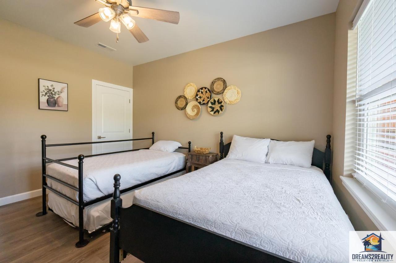 Walk-in - Close To 76 Strip - Amenities - Free Tickets Included - Fh-g203 Holiday home *