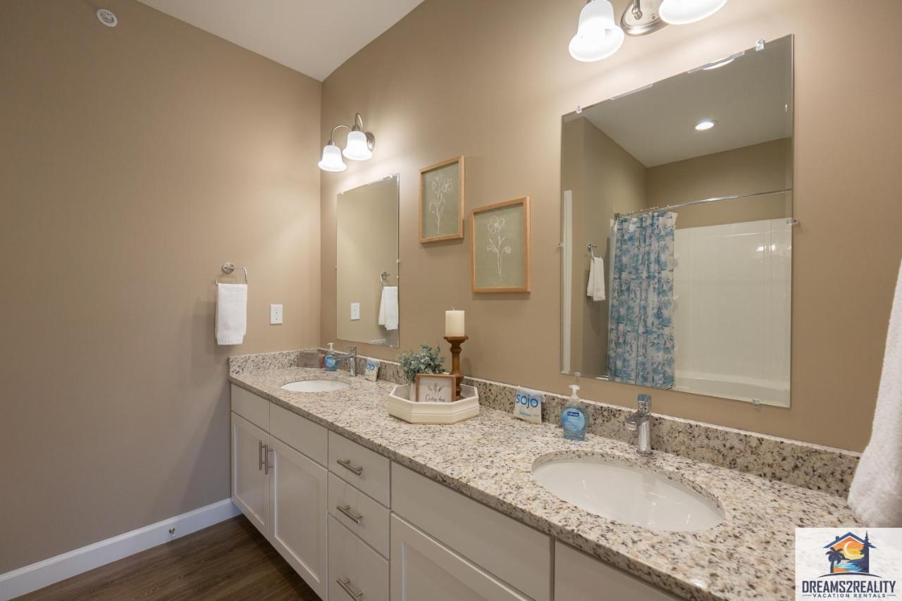 Holiday home Walk-in - Close To 76 Strip - Amenities - Free Tickets Included - Fh-g203