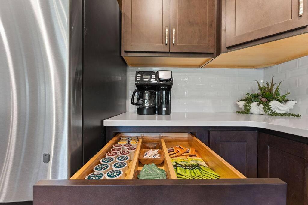 Apartment Views! Penthouse- 5 Min To Landing & Downtown Branson