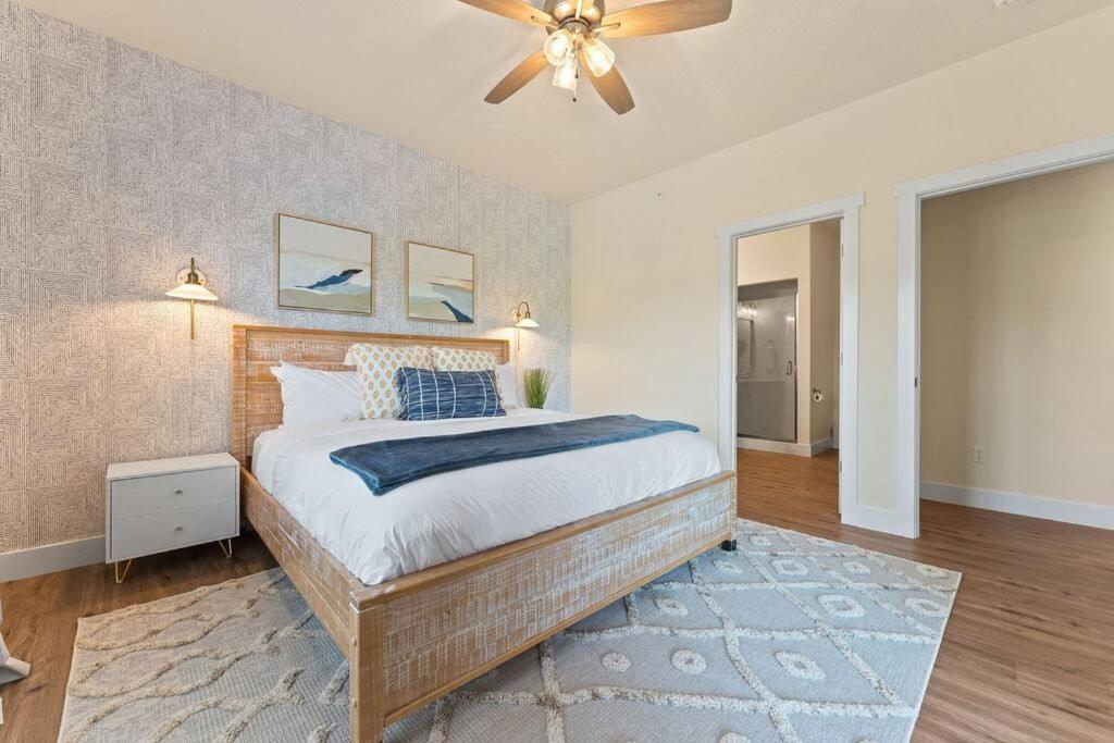 Views! Penthouse- 5 Min To Landing & Downtown Branson
