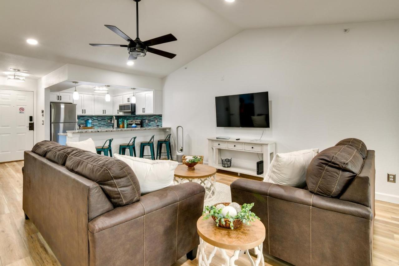 Modern On Thousand Hills Golf Course Apartment Branson
