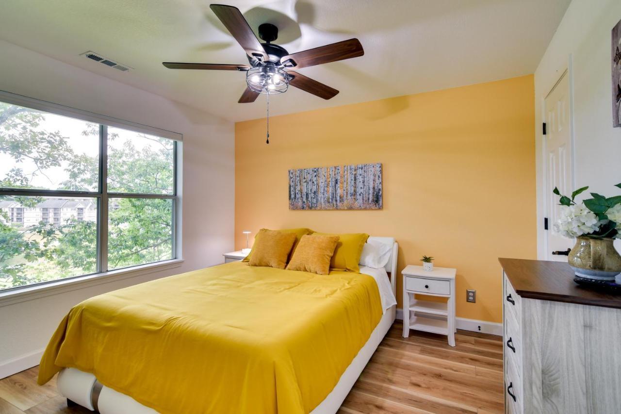 Modern On Thousand Hills Golf Course Apartment