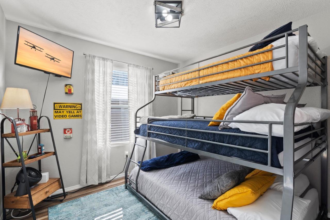 Stylish In Branson's Heart! Apartment *