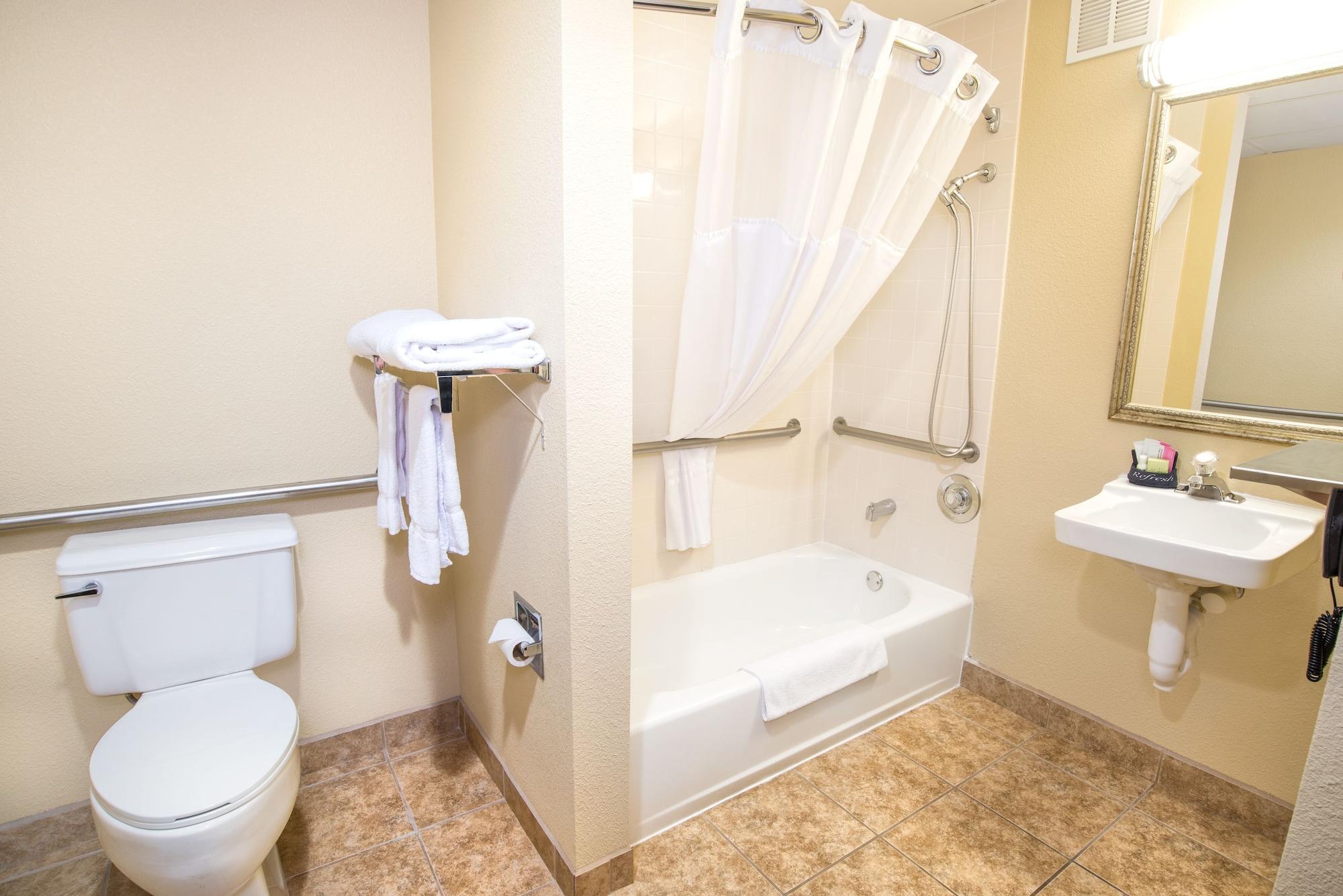 Hotel Spark By Hilton Meadows 3*