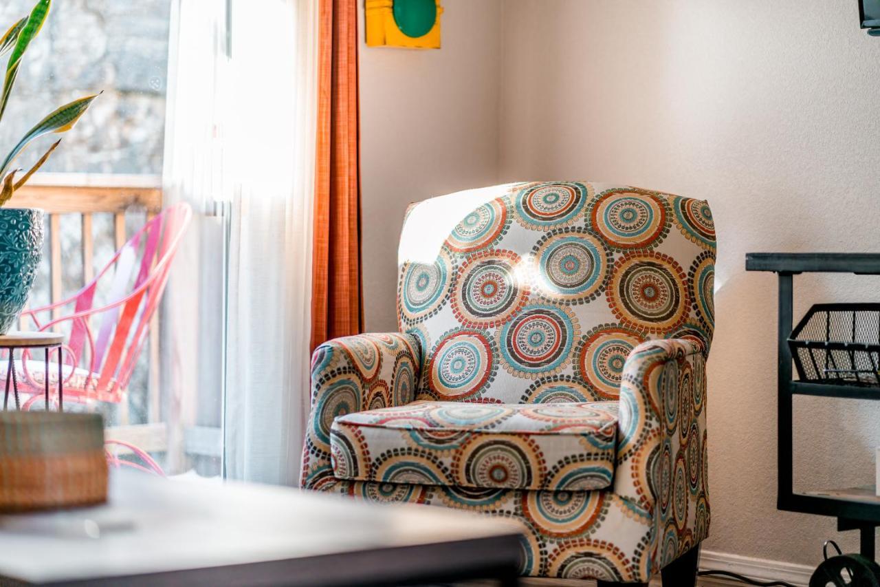 Stylish In Branson's Heart! Branson
