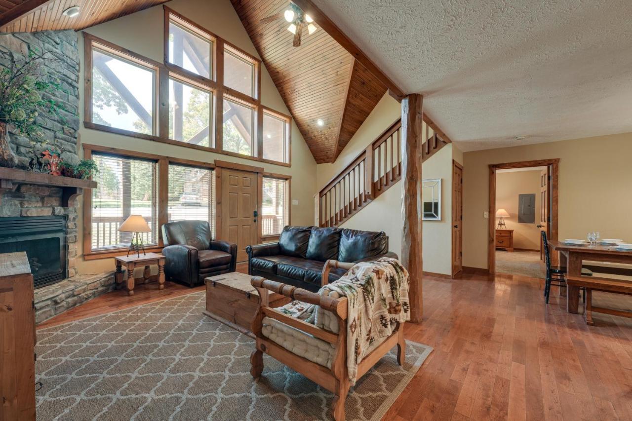Getaway With Indoor And Outdoor Pool Access! * Branson