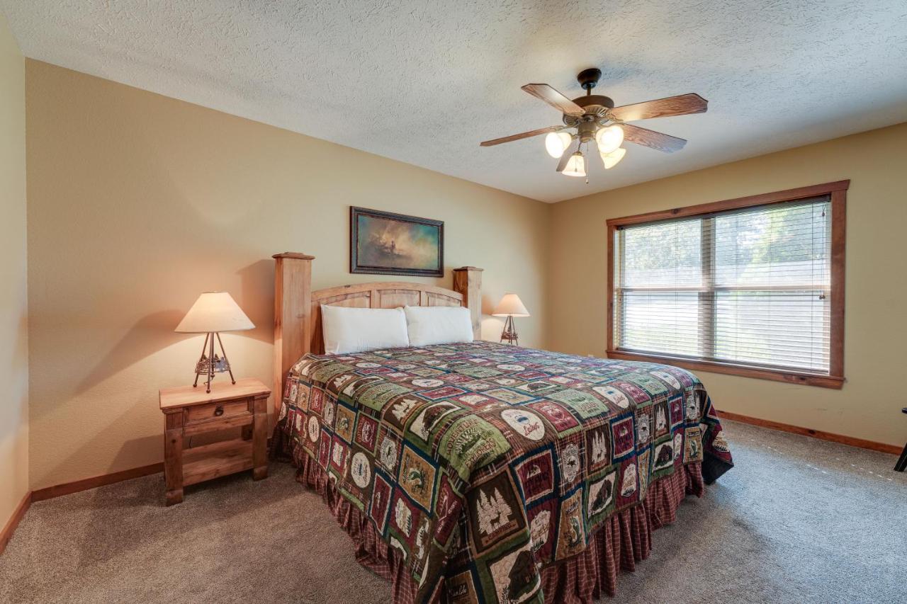 Holiday home Getaway With Indoor And Outdoor Pool Access! *