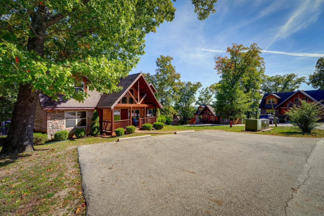 Getaway With Indoor And Outdoor Pool Access! Branson