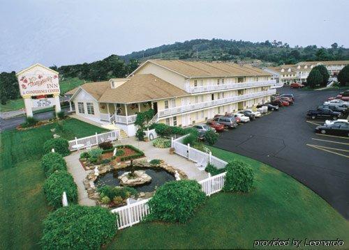 Honeysuckle & Conference Center Motel