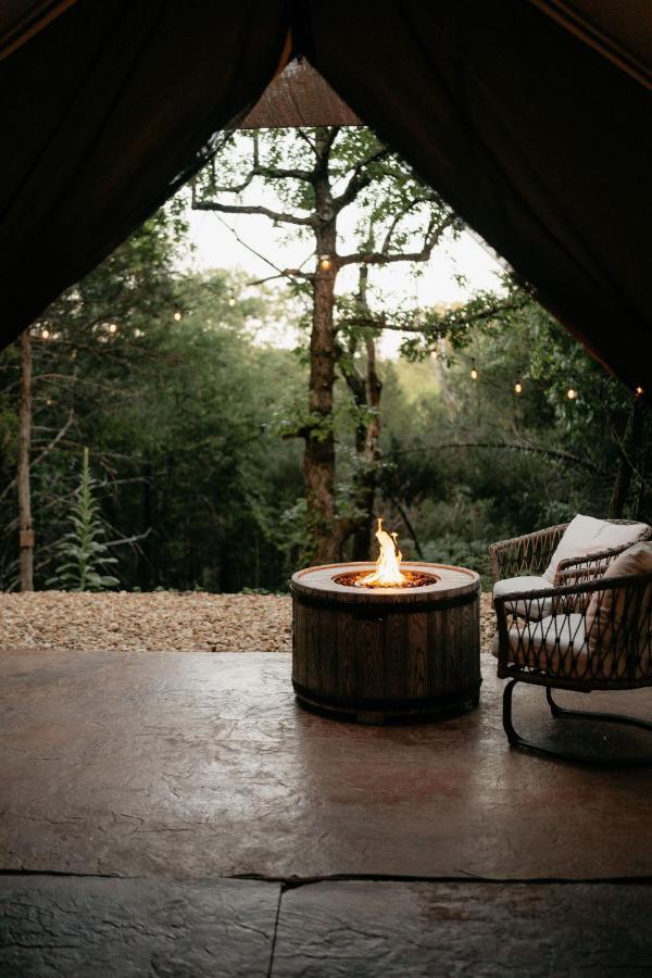Cozy Unique Glamping On 53 Acres - Bedrock Site * Branson