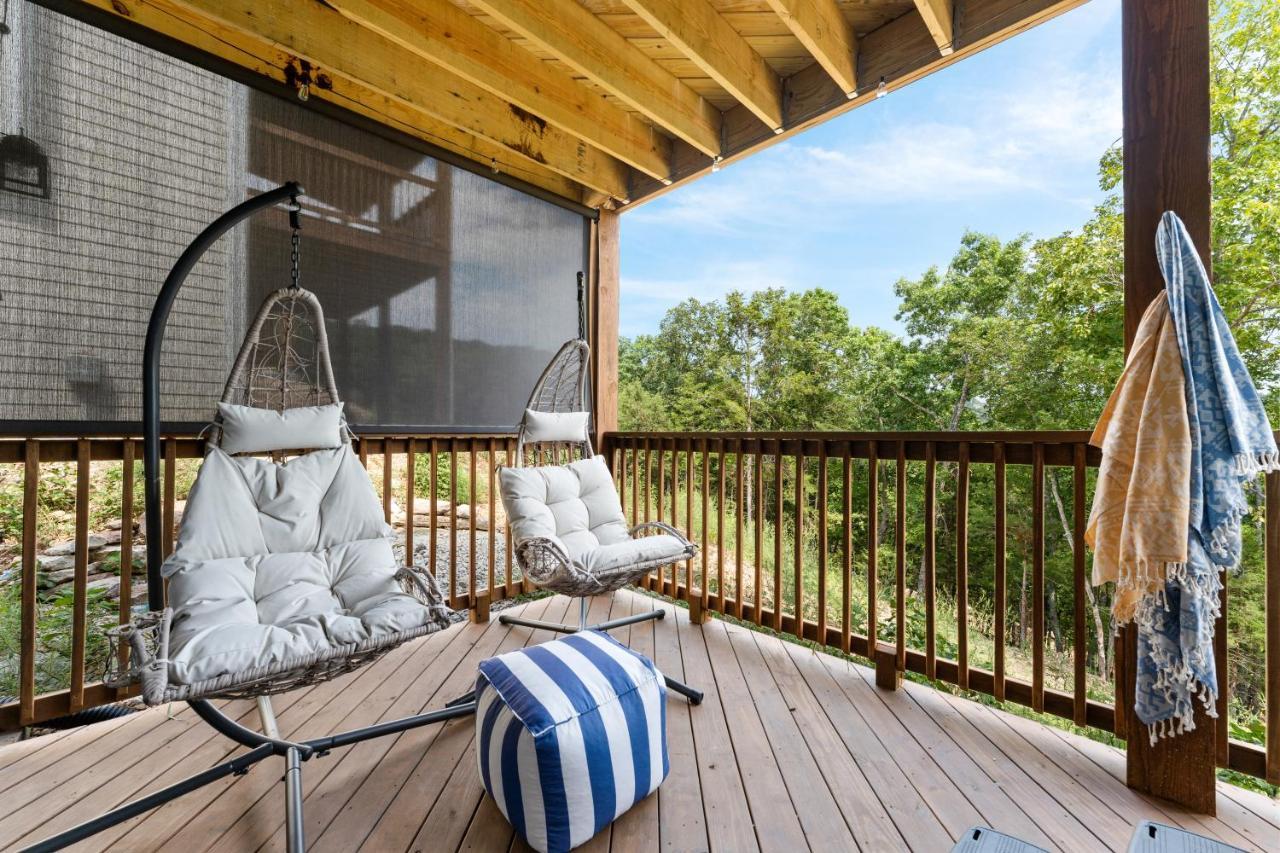 Serenity Point Chalet Branson