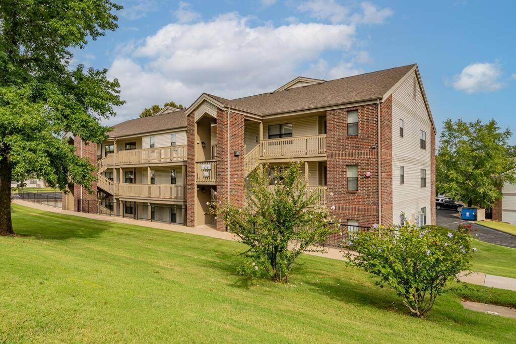 Apartment Tranquil 2-bedroom Pointe Royale