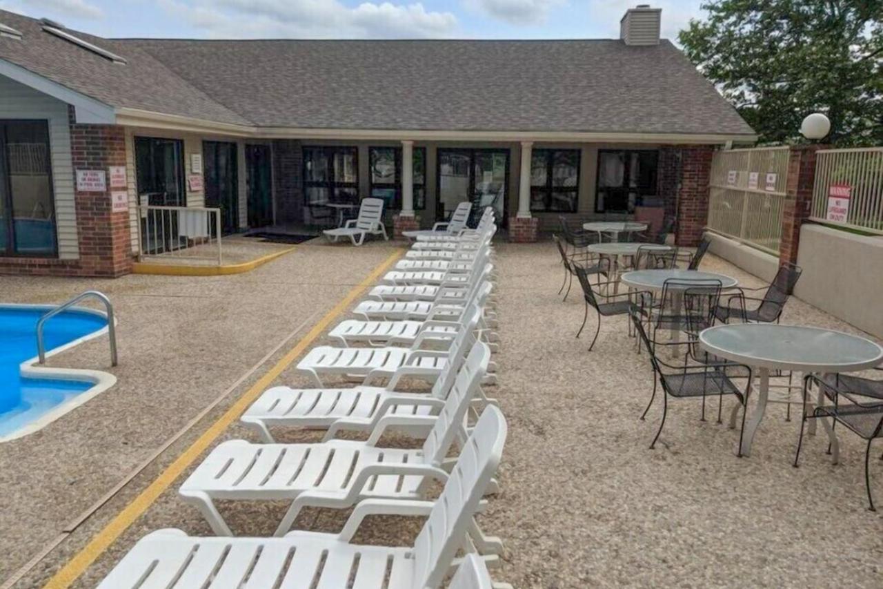 Apartment Thousand Hills Foothills F-6 Branson