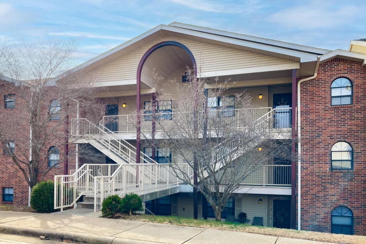 Thousand Hills Foothills F-6 Apartment