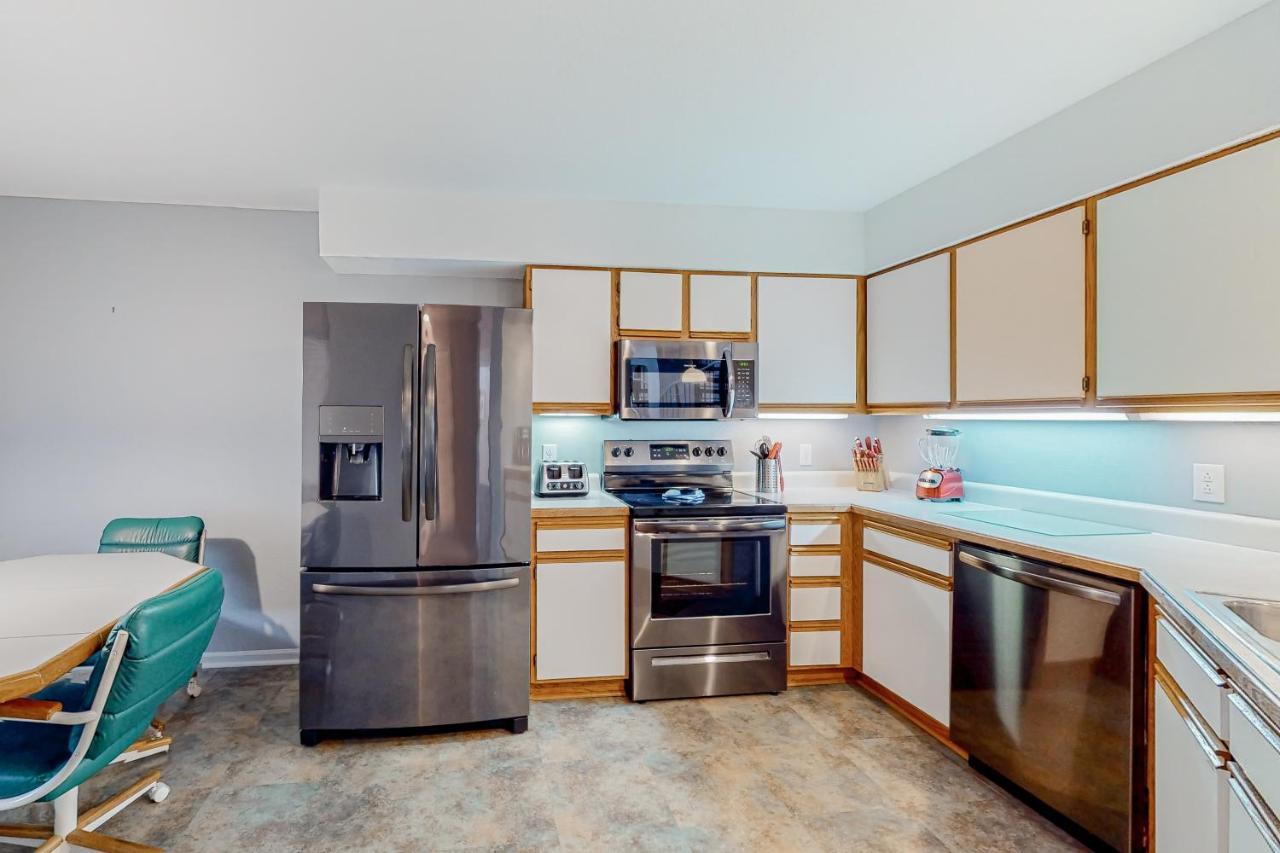 Pointe Royale Golf Front Apartment *