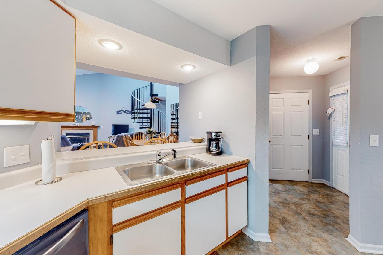 Pointe Royale Golf Front Apartment
