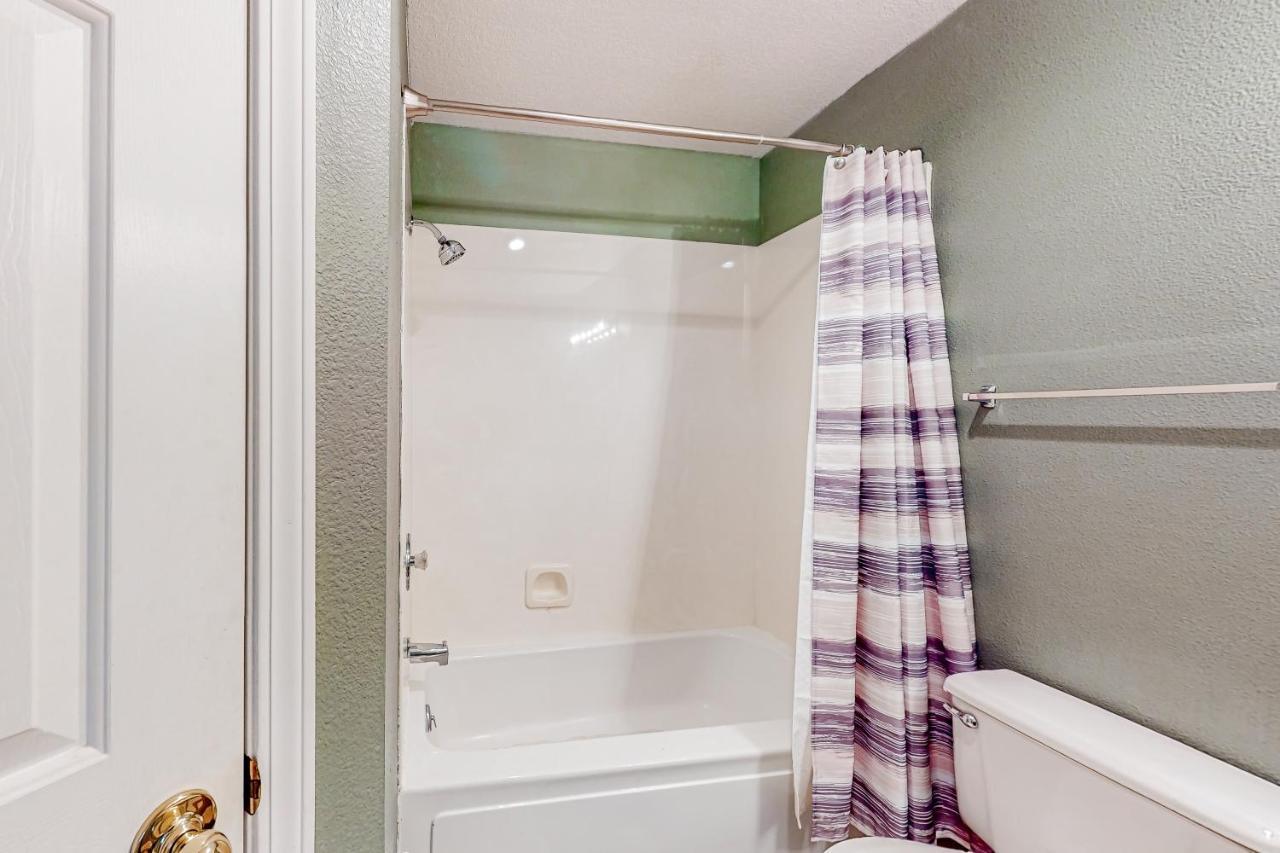 Pointe Royale Golf Front Apartment