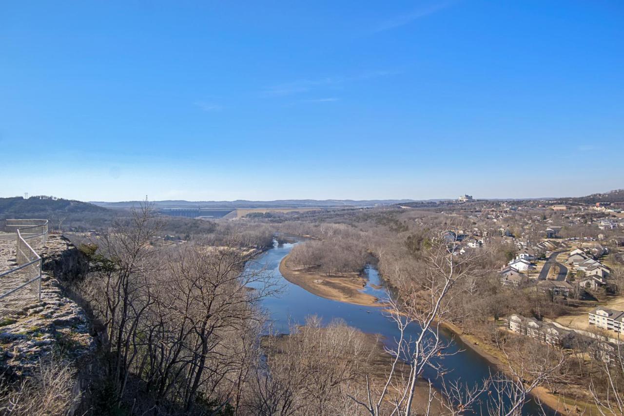 Evergreen Pointe * Branson