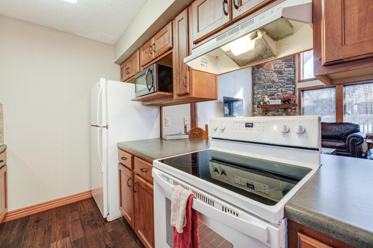 Getaway - Near Silver Dollar City! Holiday home