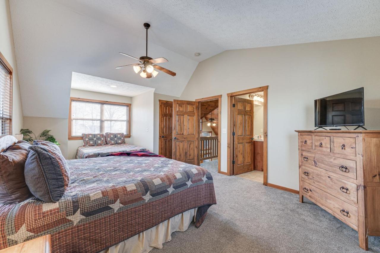 Holiday home Getaway - Near Silver Dollar City! Branson
