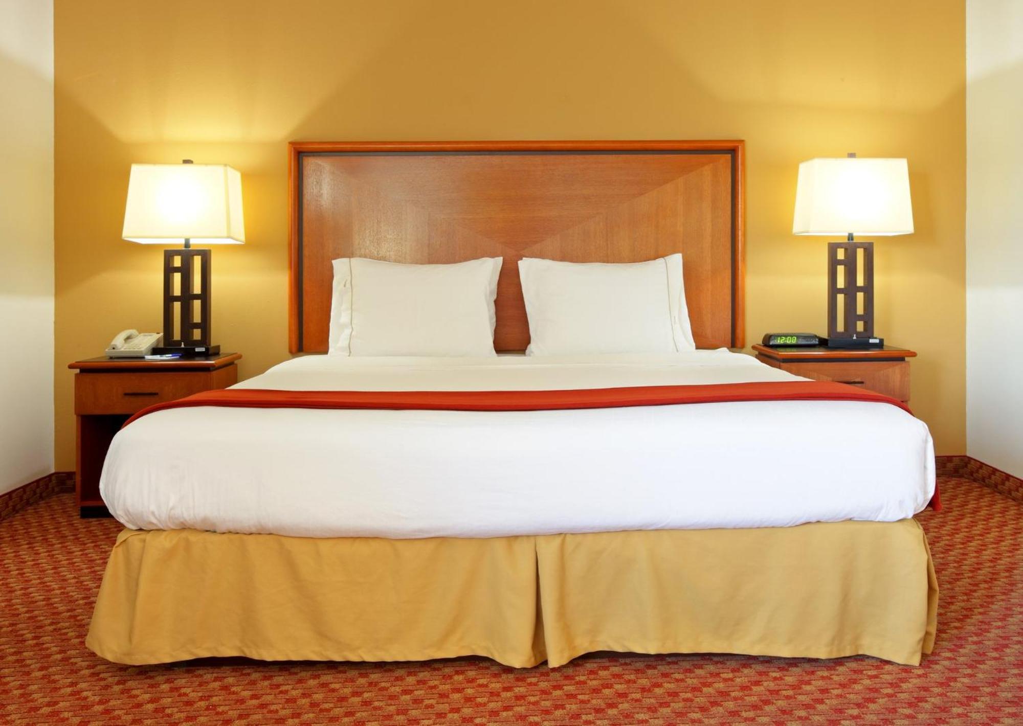 Express Branson- Mountain Drive By Ihg