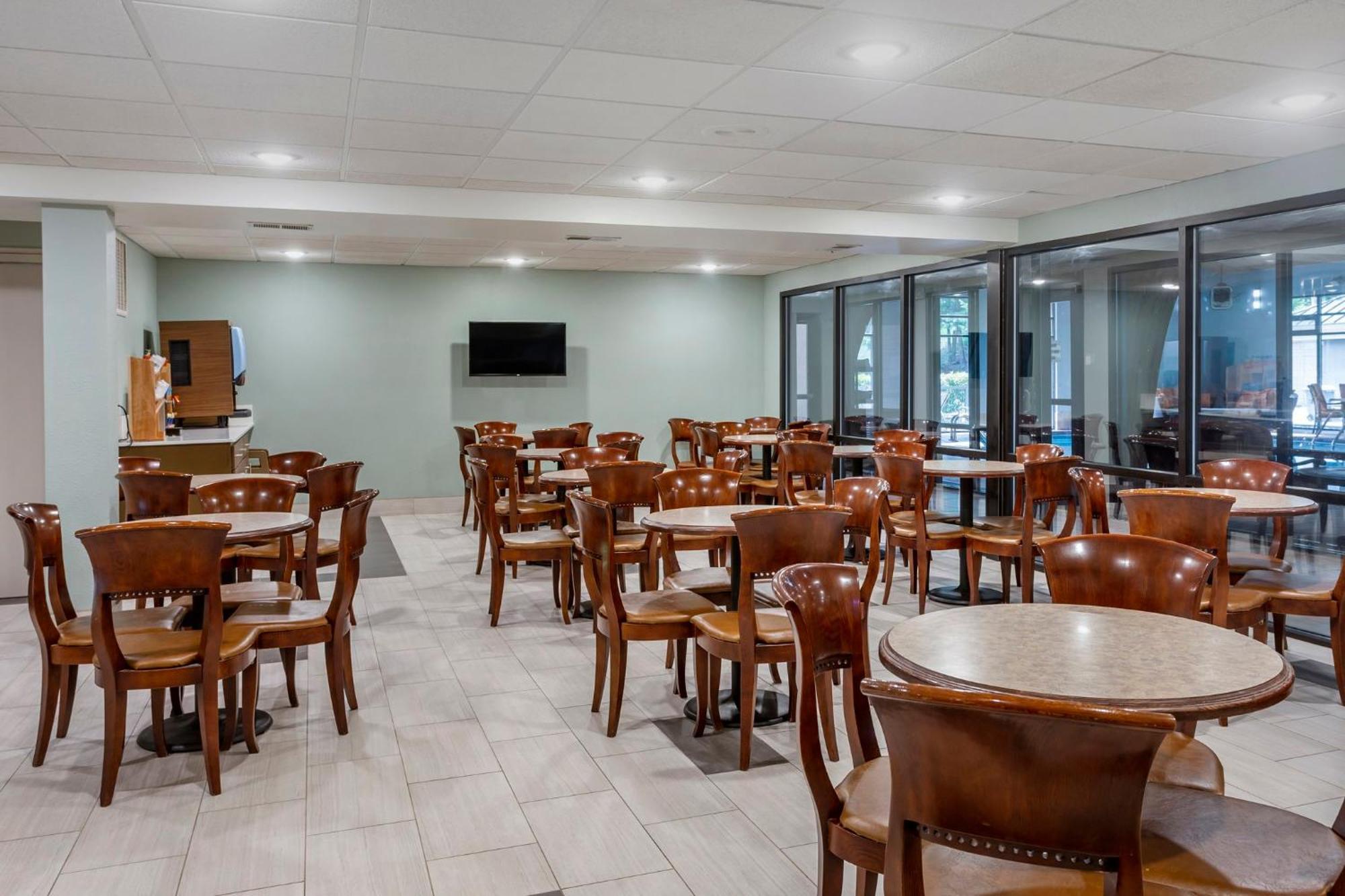 Express Branson- Mountain Drive By Ihg Resort Branson