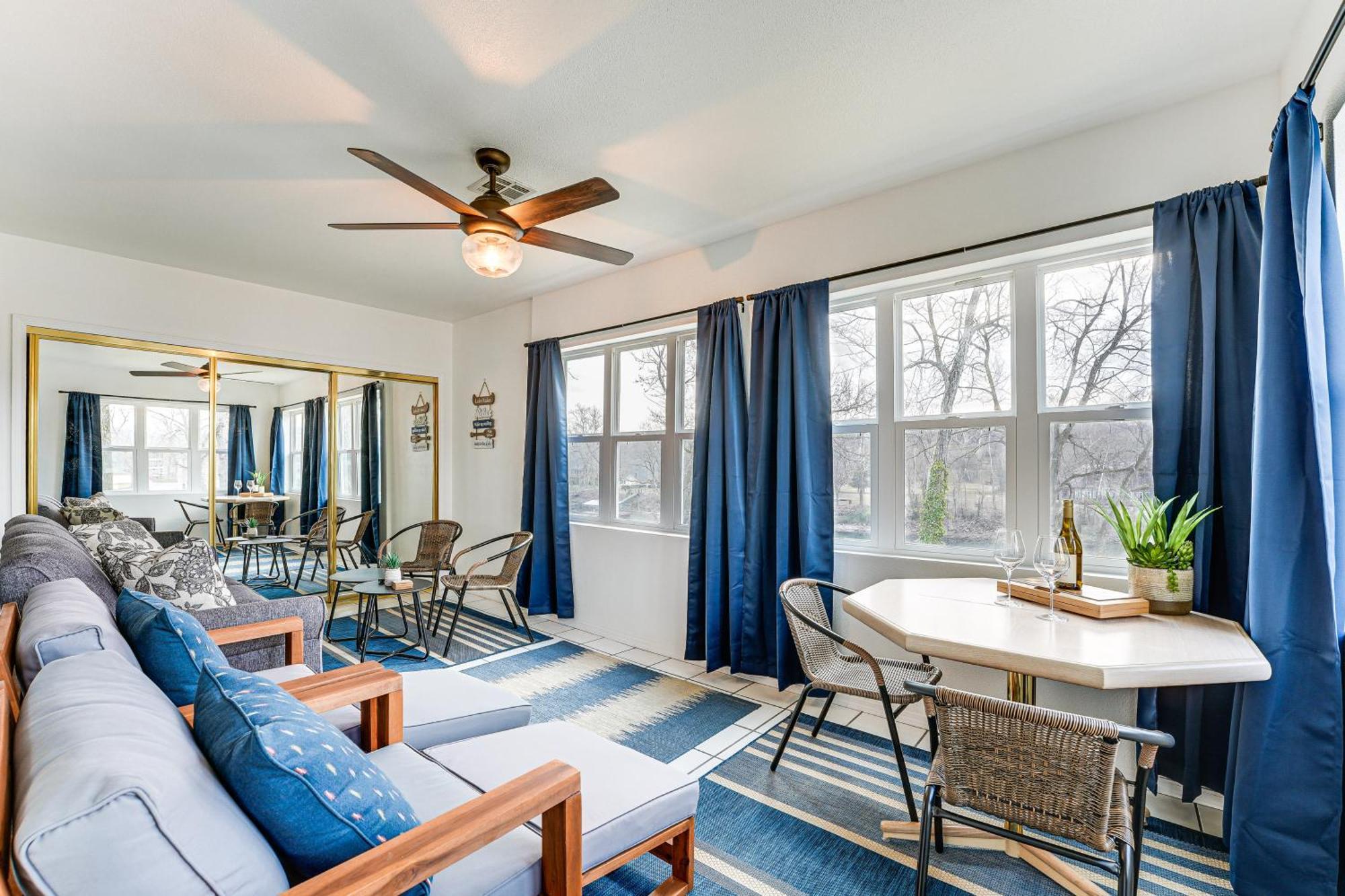 Lakefront With Sunroom And Views! * Branson