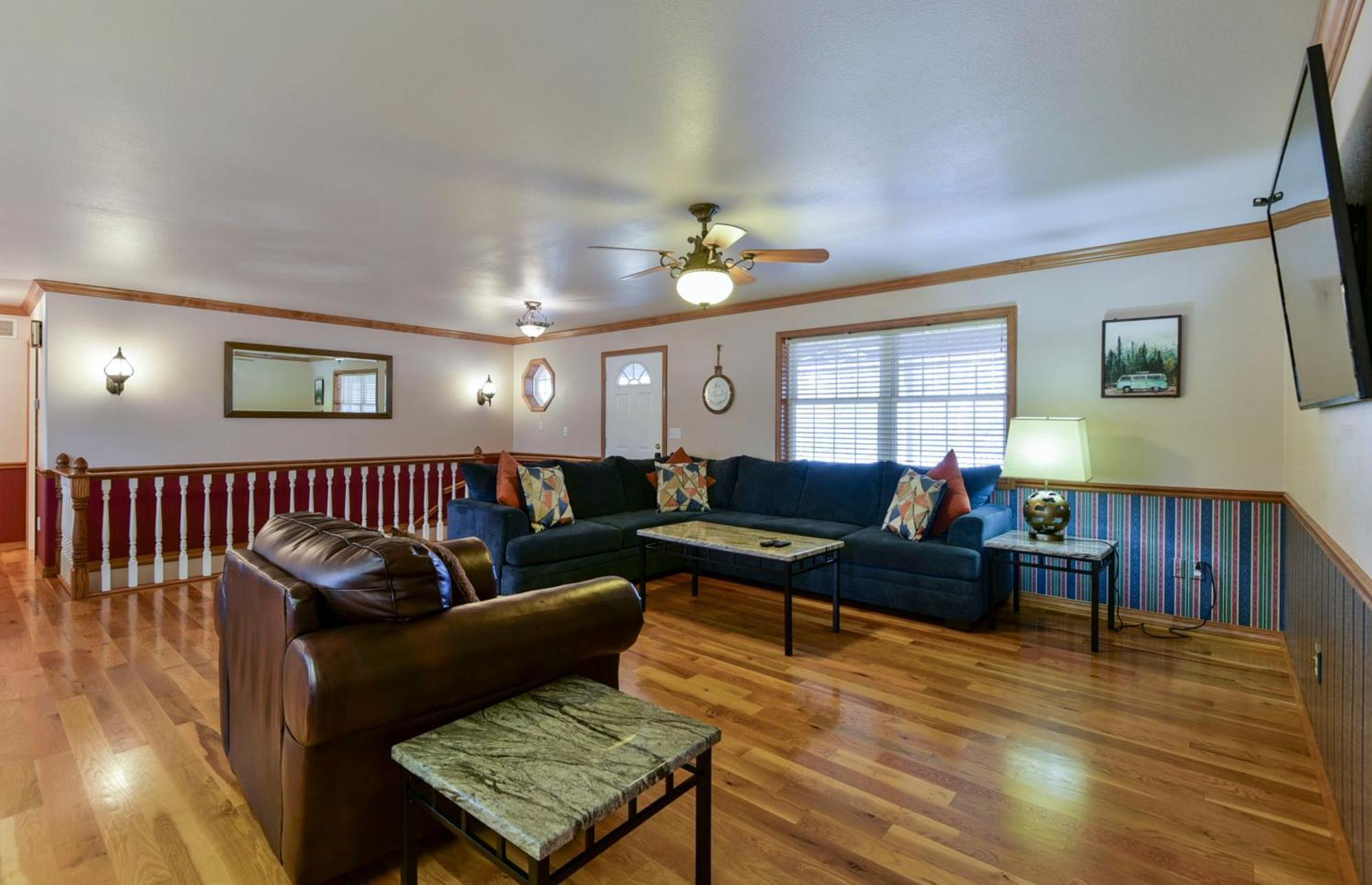 5 Bedroom Vacation Next To Silver Dollar Branson