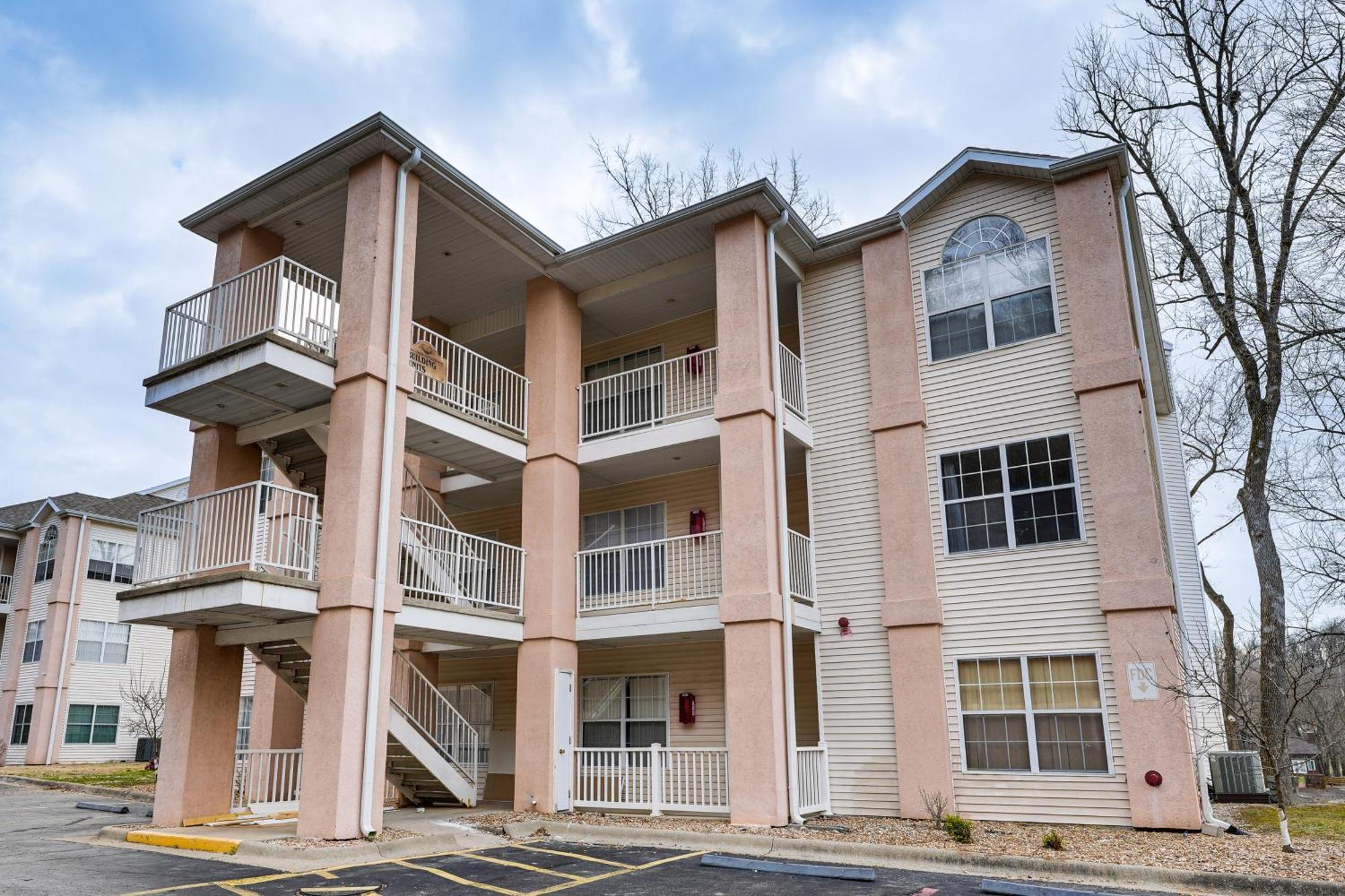 Apartment Lakefront With Sunroom And Views! Branson