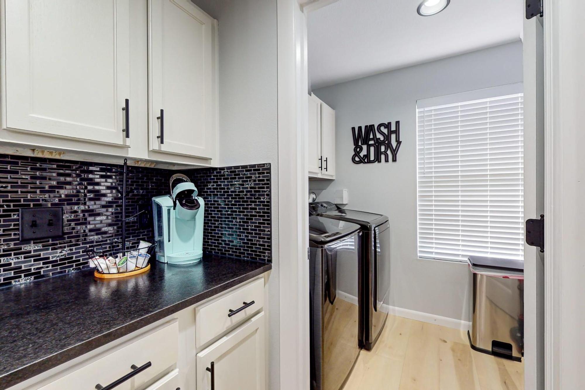 Urban Apartment *