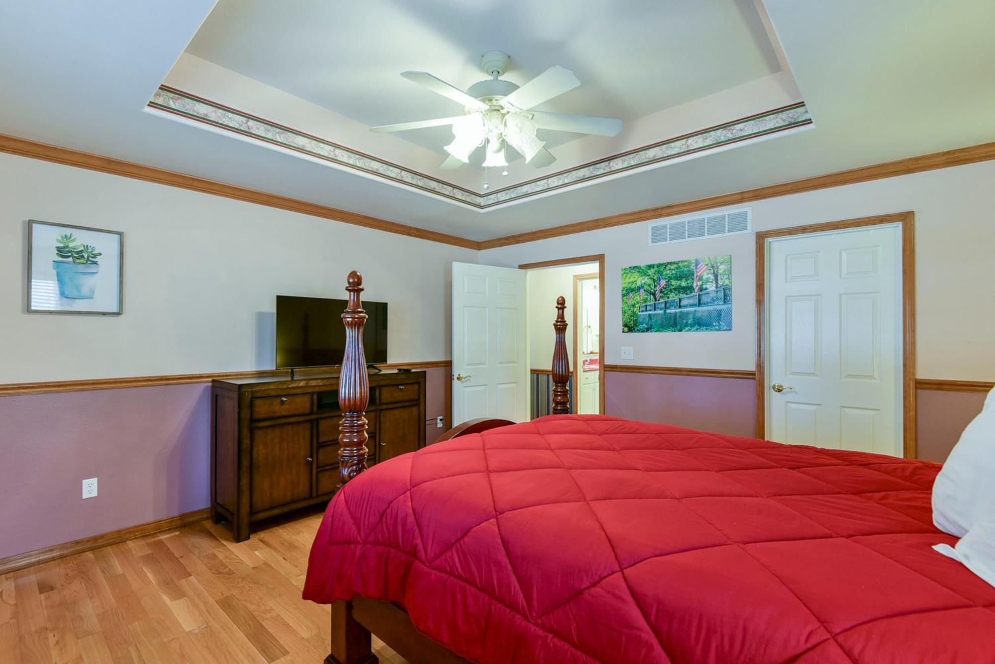 5 Bedroom Vacation Next To Silver Dollar Holiday home