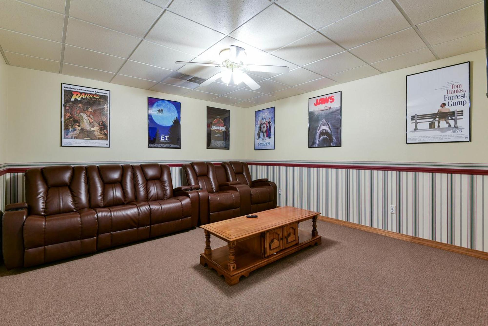 5 Bedroom Vacation Next To Silver Dollar