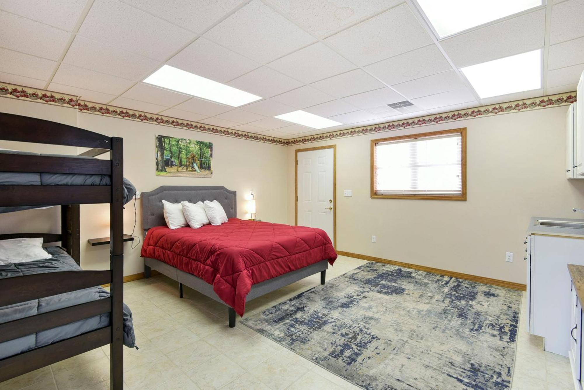 5 Bedroom Vacation Next To Silver Dollar Holiday home *