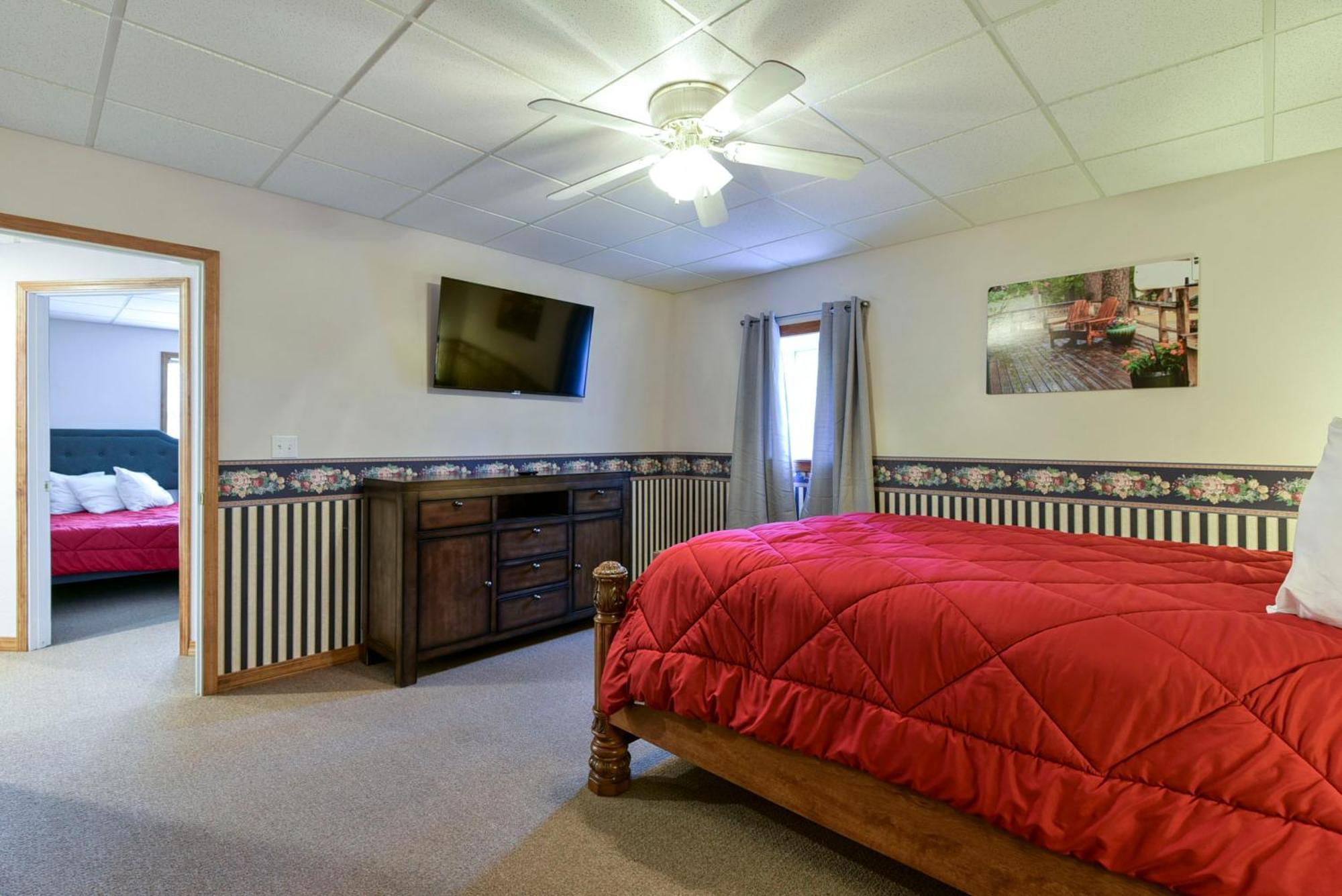 5 Bedroom Vacation Next To Silver Dollar * Branson