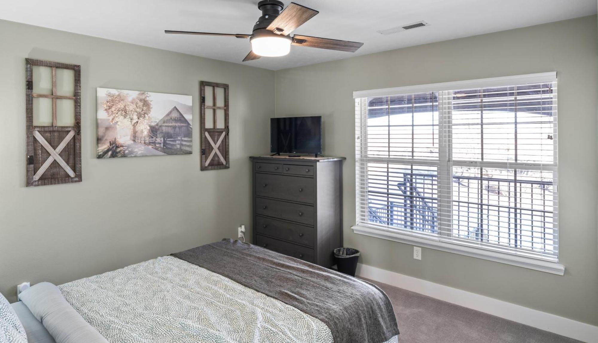 Holiday home Golf On Site - Walk-in Shower - Jetted Tub - Free Attraction Tickets Included Branson