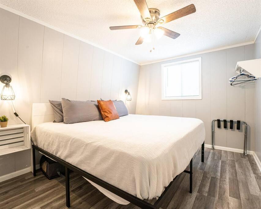 Chalet Indian Point Villa#6 At Tribesman On Table Rock Near Silver Dollar City, *
